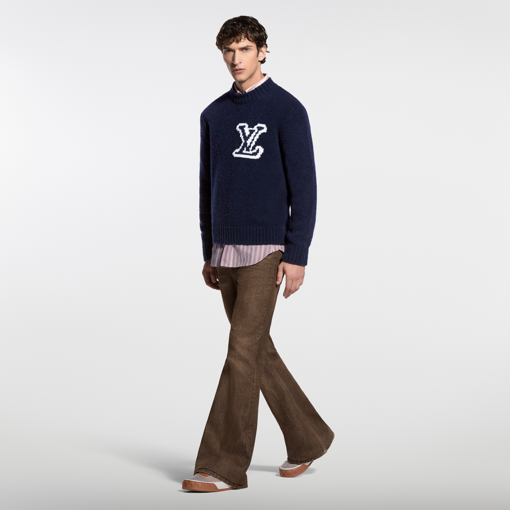 louis-vuitton-lv-tilted-
